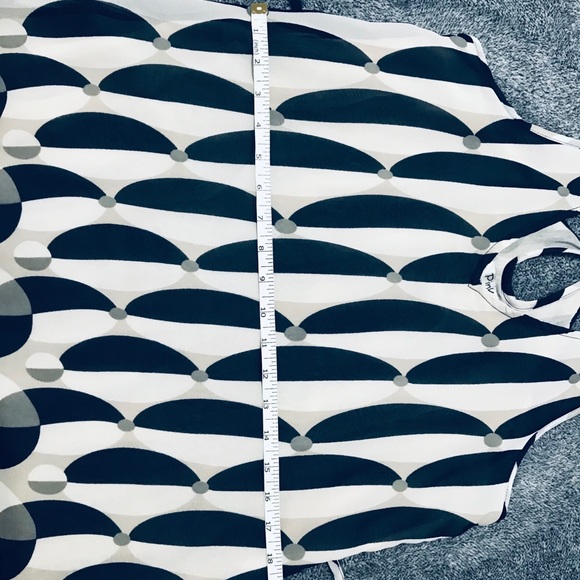 PRETTY HIGH LOW DRESS ft.MODERN PRINT BY PINKY - Picture 9 of 13